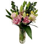lily-in-vase-601
