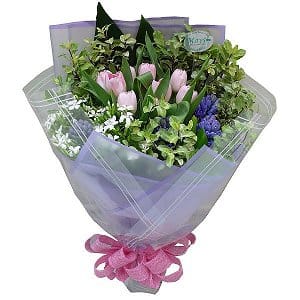 �i�{��������j tulip-bouquet-103