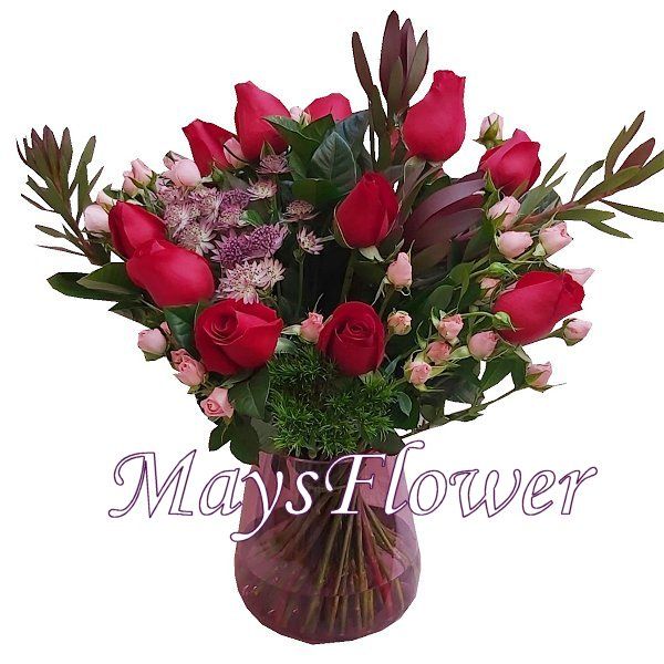 Flower Arrangement in Vase - flower-in-vase-115