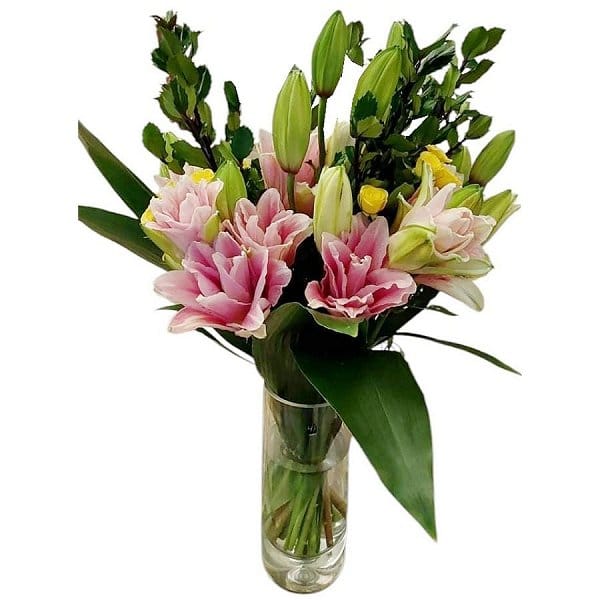 Lilies Bouquet - lily-in-vase-601